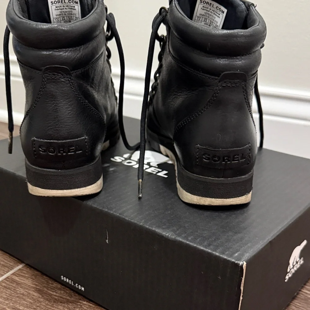 Sorel Black Leather Lace-Up Boots - Picture 9 of 11